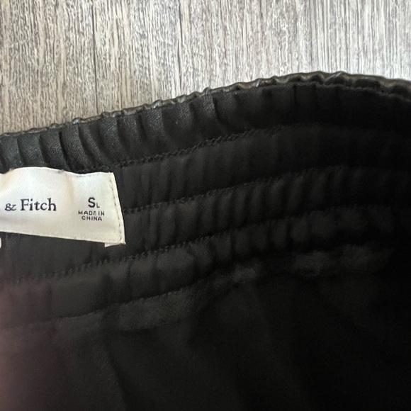 Abercrombie & Fitch leather joggers - Picture 3 of 3